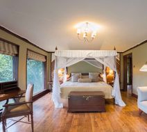 Lake Elmenteita Serena Camp Room