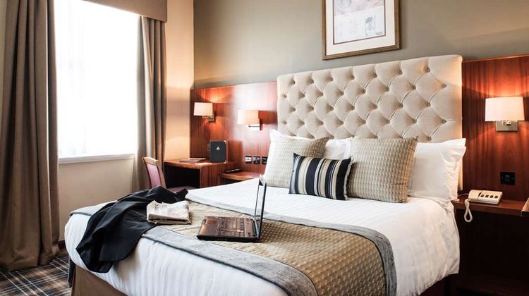 Vermont Hotel Room