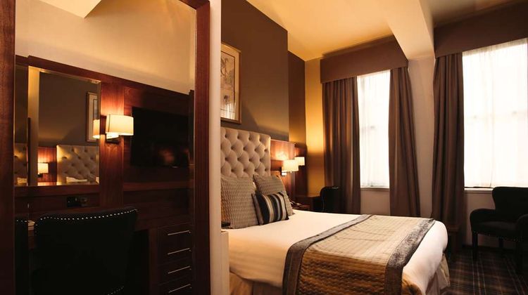 Vermont Hotel Room