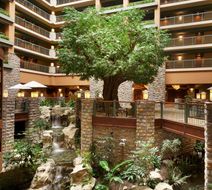 Chateau on the Lake Resort & Spa Lobby