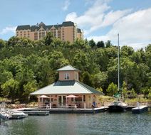 Chateau on the Lake Resort & Spa Exterior