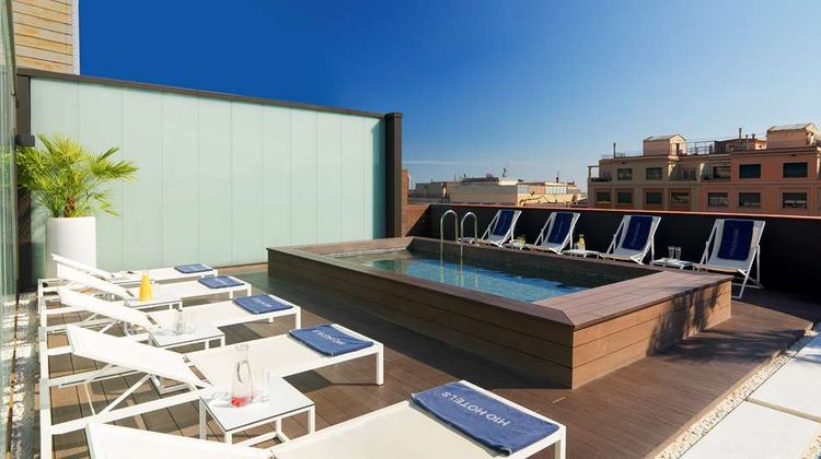 H10 Casanova Pool
