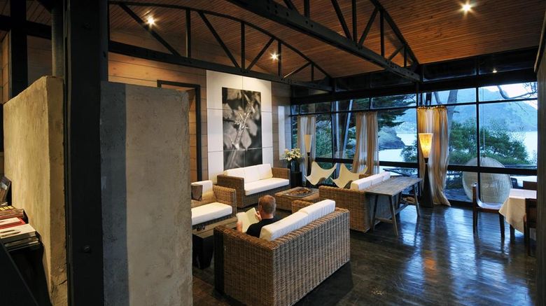 <b>Crusoe Island Lodge Lobby</b>. Images powered by <a href="https://iceportal.shijigroup.com/" title="IcePortal" target="_blank">IcePortal</a>.
