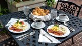 <b>Hotel Mazarin Restaurant</b>. Images powered by <a href="https://iceportal.shijigroup.com/" title="IcePortal" target="_blank">IcePortal</a>.