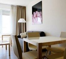 Starling Residence Geneva Room