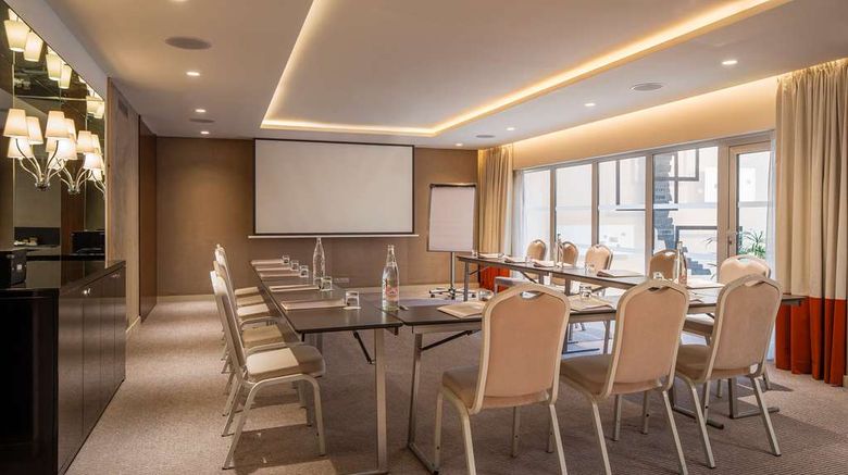 <b>Hotel Le M Paris Meeting</b>. Images powered by <a href="https://iceportal.shijigroup.com/" title="IcePortal" target="_blank">IcePortal</a>.