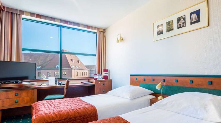 Qubus Hotel Room