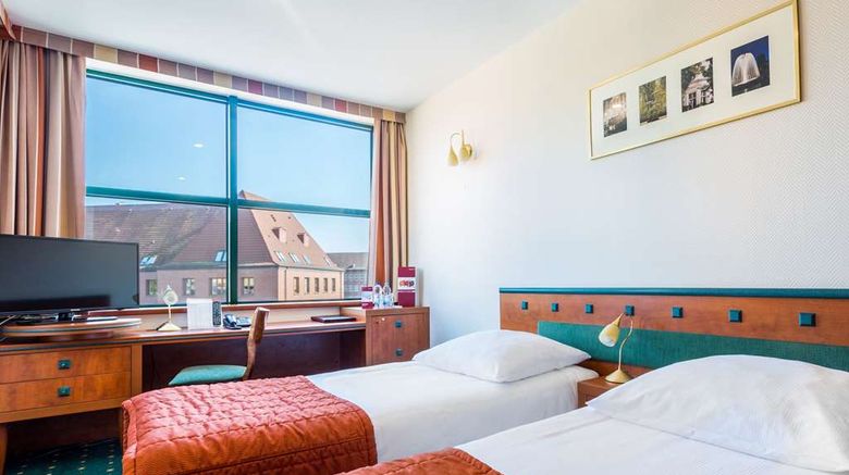 <b>Qubus Hotel Room</b>. Images powered by <a href="https://iceportal.shijigroup.com/" title="IcePortal" target="_blank">IcePortal</a>.