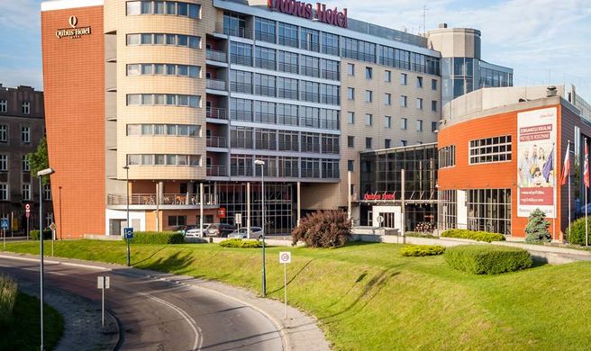 Qubus Hotel Krakow Exterior