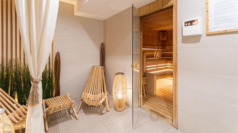 <b>Qubus Hotel Gdansk Spa</b>. Images powered by <a href="https://iceportal.shijigroup.com/" title="IcePortal" target="_blank">IcePortal</a>.