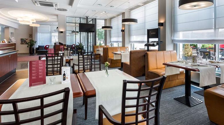 <b>Qubus Hotel Restaurant</b>. Images powered by <a href="https://iceportal.shijigroup.com/" title="IcePortal" target="_blank">IcePortal</a>.