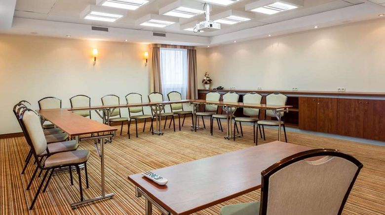 <b>Qubus Hotel Meeting</b>. Images powered by <a href="https://iceportal.shijigroup.com/" title="IcePortal" target="_blank">IcePortal</a>.