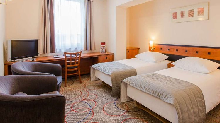 Qubus Hotel Glogow Room