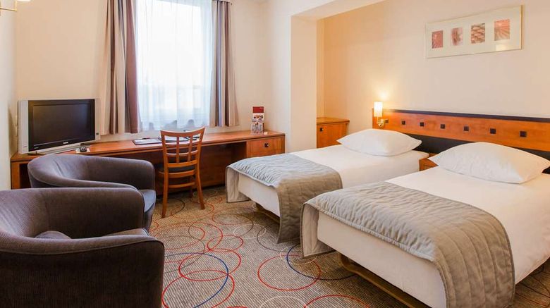 <b>Qubus Hotel Glogow Room</b>. Images powered by <a href="https://iceportal.shijigroup.com/" title="IcePortal" target="_blank">IcePortal</a>.