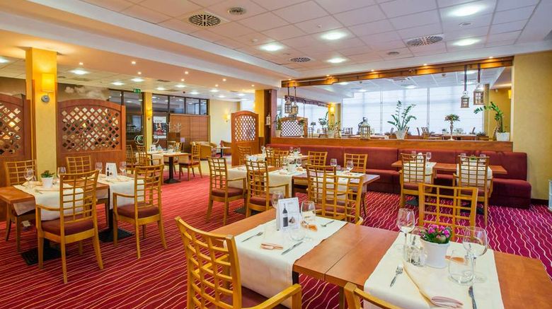 <b>Qubus Hotel Glogow Restaurant</b>. Images powered by <a href="https://iceportal.shijigroup.com/" title="IcePortal" target="_blank">IcePortal</a>.