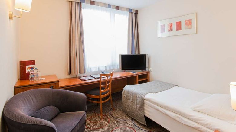 <b>Qubus Hotel Glogow Room</b>. Images powered by <a href="https://iceportal.shijigroup.com/" title="IcePortal" target="_blank">IcePortal</a>.