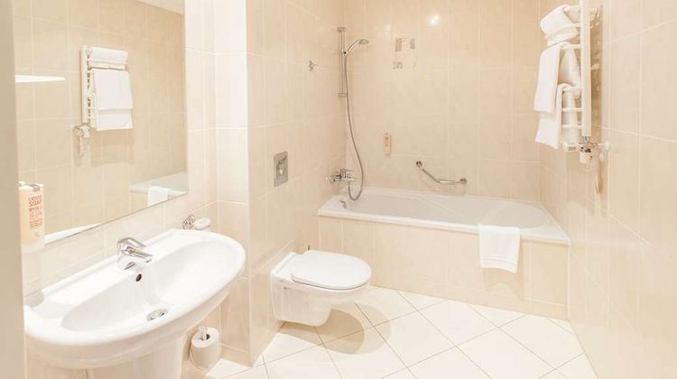Qubus Hotel Glogow Room