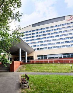 Qubus Hotel