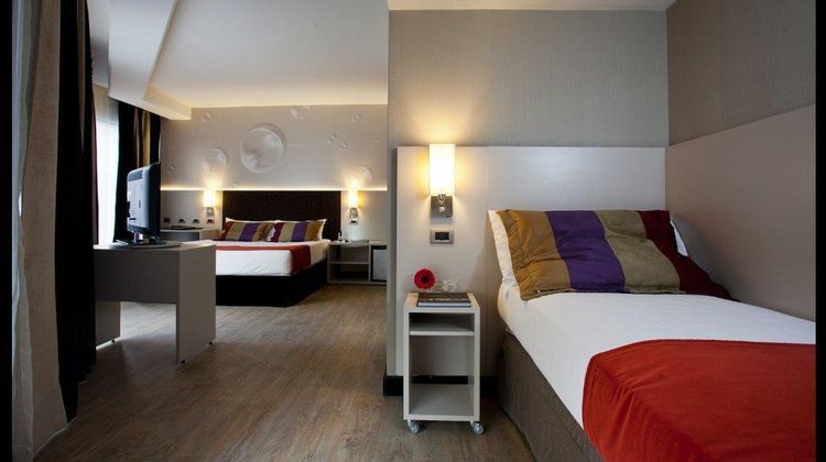 Two Hotel Buenos Aires Room