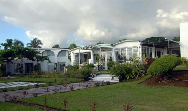 Retaj Moroni Hotel Exterior