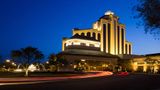L'Auberge du Lac Hotel & Casino Exterior