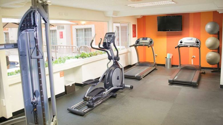 <b>iStay Hotel Ciudad Juarez Health</b>. Images powered by <a href="https://iceportal.shijigroup.com/" title="IcePortal" target="_blank">IcePortal</a>.