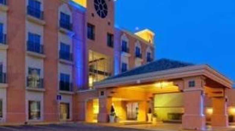 <b>iStay Hotel Ciudad Juarez Exterior</b>. Images powered by <a href="https://iceportal.shijigroup.com/" title="IcePortal" target="_blank">IcePortal</a>.