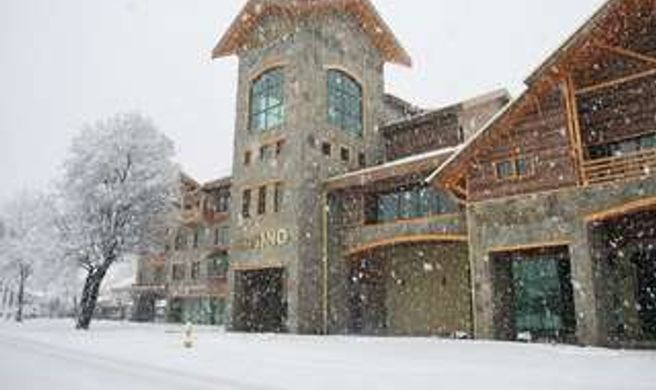 Hotel Dreams Patagonia Exterior