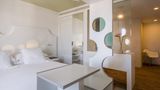 <b>Room Mate Hotel Pau Room</b>. Images powered by <a href="https://iceportal.shijigroup.com/" title="IcePortal" target="_blank">IcePortal</a>.