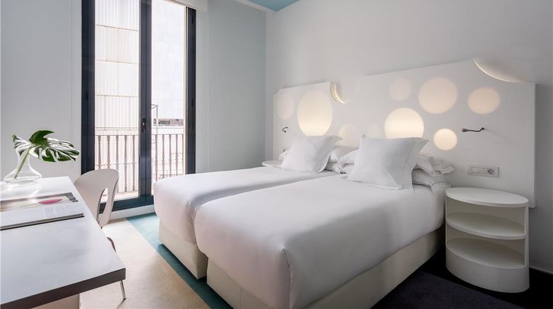 <b>Room Mate Hotel Pau Room</b>. Images powered by <a href="https://iceportal.shijigroup.com/" title="IcePortal" target="_blank">IcePortal</a>.