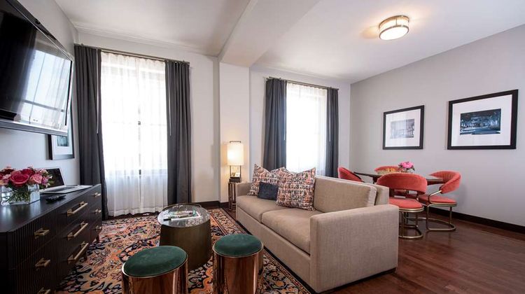 The Mayo Hotel Suite