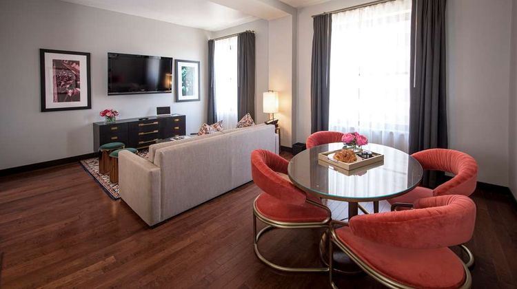 The Mayo Hotel Suite