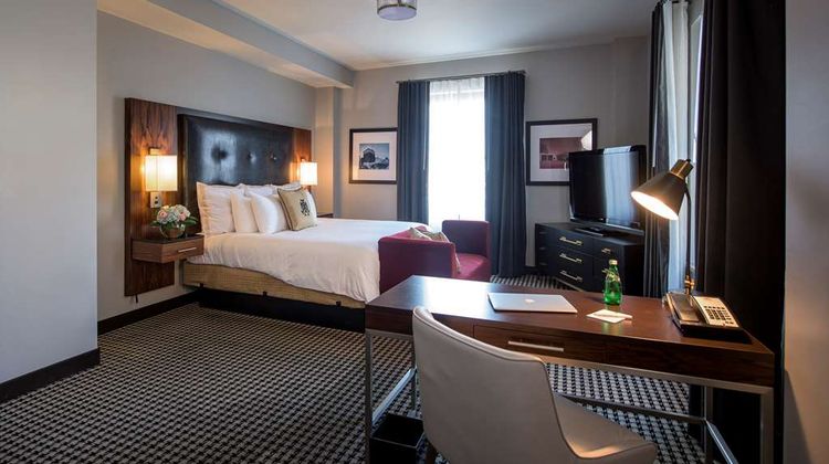 The Mayo Hotel Suite