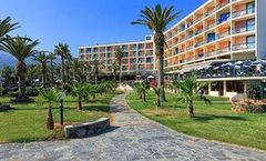 Sirens Beach Hotel