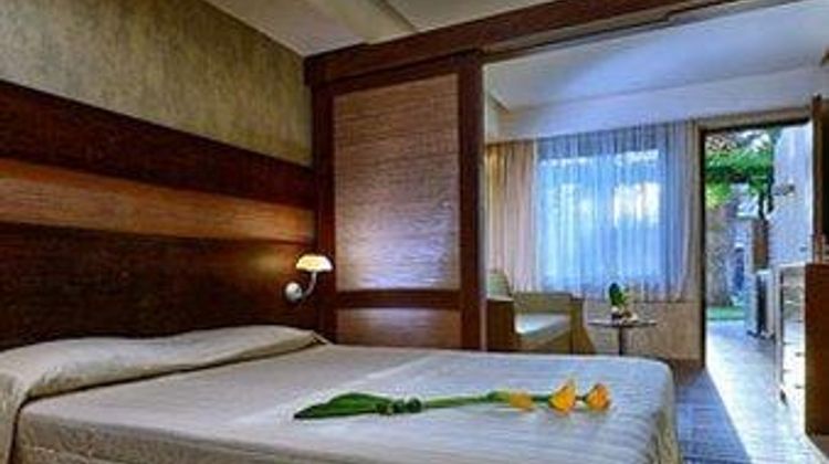 Sirens Beach Hotel Room