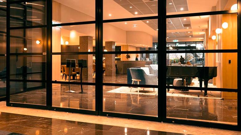 <b>Canberra Rex Hotel Lobby</b>. Images powered by <a href="https://iceportal.shijigroup.com/" title="IcePortal" target="_blank">IcePortal</a>.