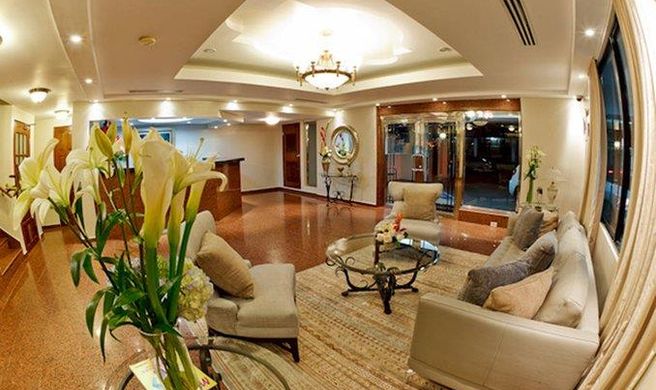 Hotel Coral Suites Lobby