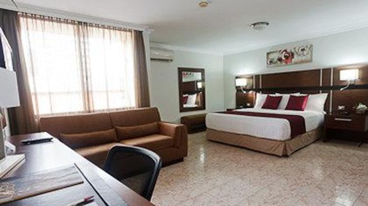 Hotel Coral Suites Room