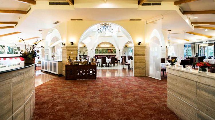 Rogner Hotel Tirana Restaurant