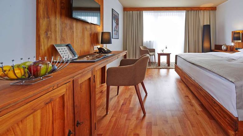 <b>Rogner Hotel Tirana Room</b>. Images powered by <a href="https://iceportal.shijigroup.com/" title="IcePortal" target="_blank">IcePortal</a>.