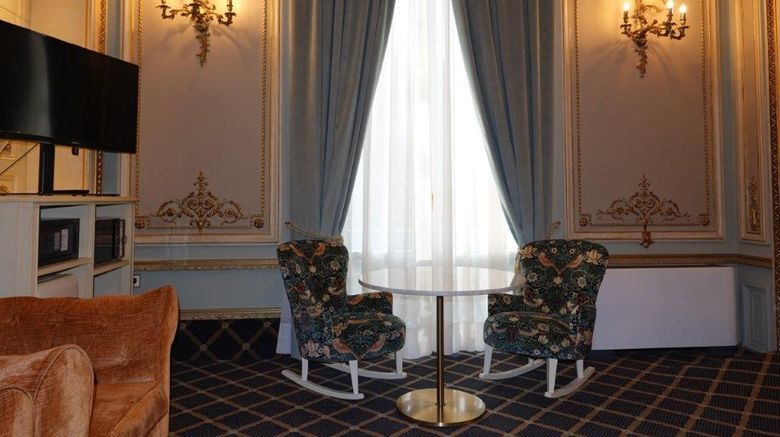 <b>Hotel Continental Palacete Suite</b>. Images powered by <a href="https://iceportal.shijigroup.com/" title="IcePortal" target="_blank">IcePortal</a>.