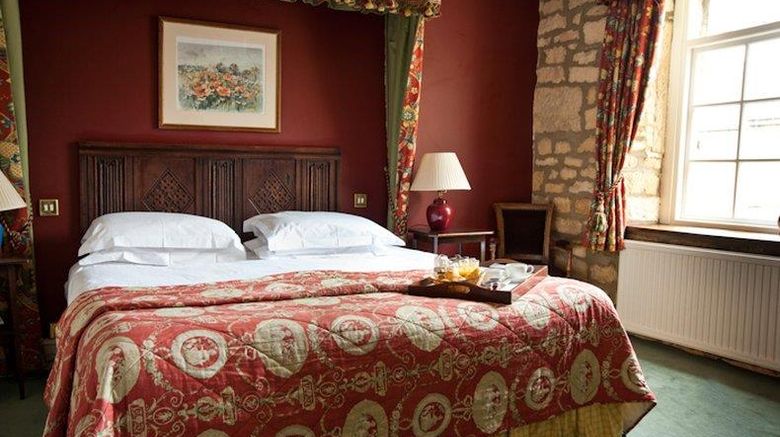 <b>Noel Arms Hotel Room</b>. Images powered by <a href="https://iceportal.shijigroup.com/" title="IcePortal" target="_blank">IcePortal</a>.