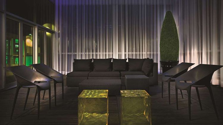 Hotel Zero 1 Lobby