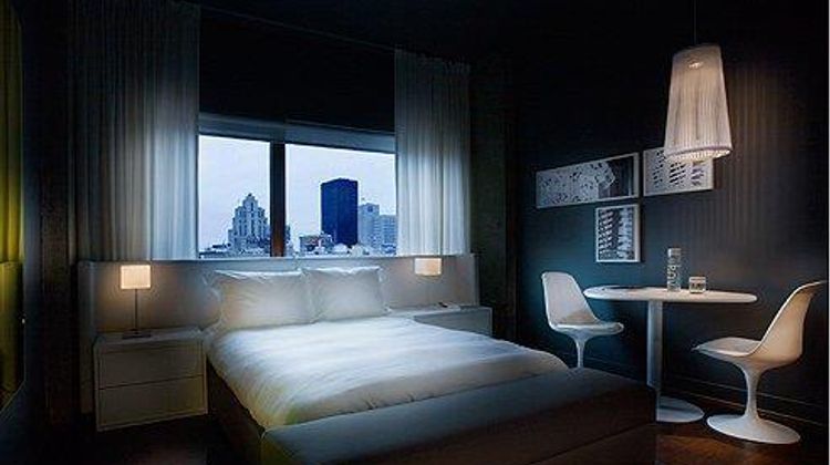 Hotel Zero 1 Room