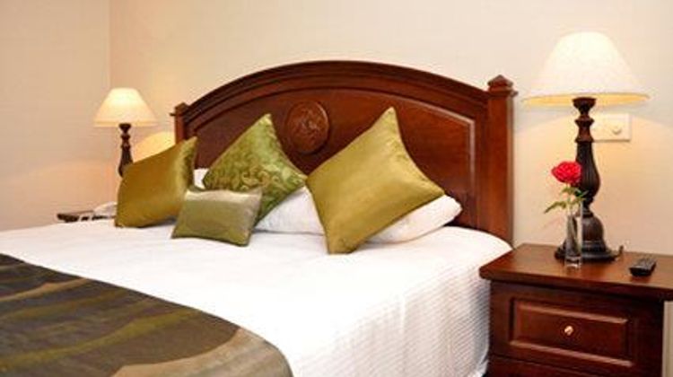 Amaya Langdale, Nuwara Eliya Room