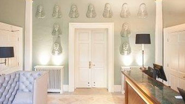 <b>Judges Lodging Lobby</b>. Images powered by <a href="https://iceportal.shijigroup.com/" title="IcePortal" target="_blank">IcePortal</a>.