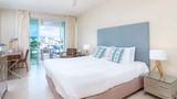201 Lake Street - Cairns Room