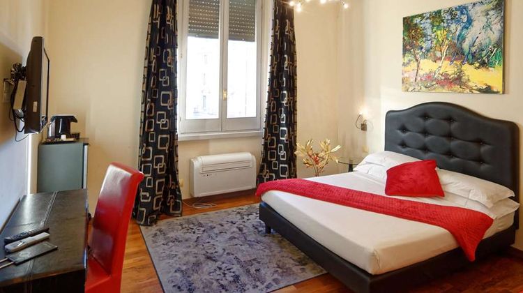 The Classic Roma Room