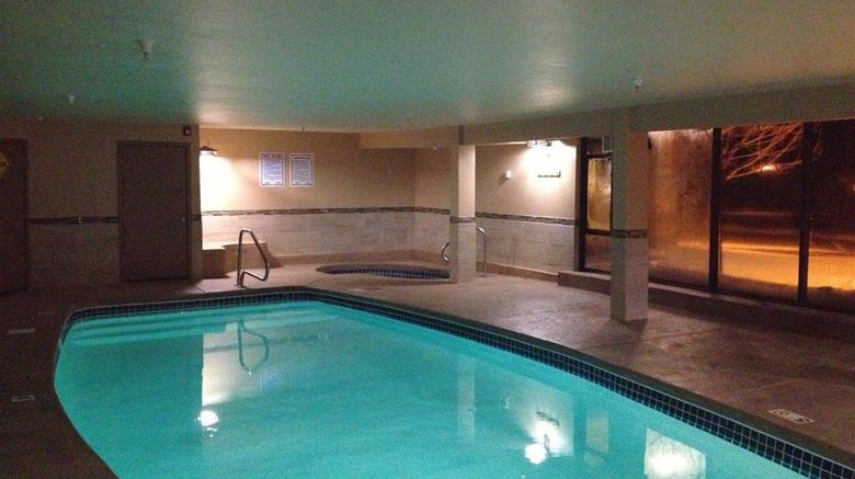 <b>Alpine Inn Recreation</b>. Images powered by <a href="https://iceportal.shijigroup.com/" title="IcePortal" target="_blank">IcePortal</a>.