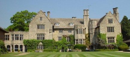 Stonehouse Court Exterior